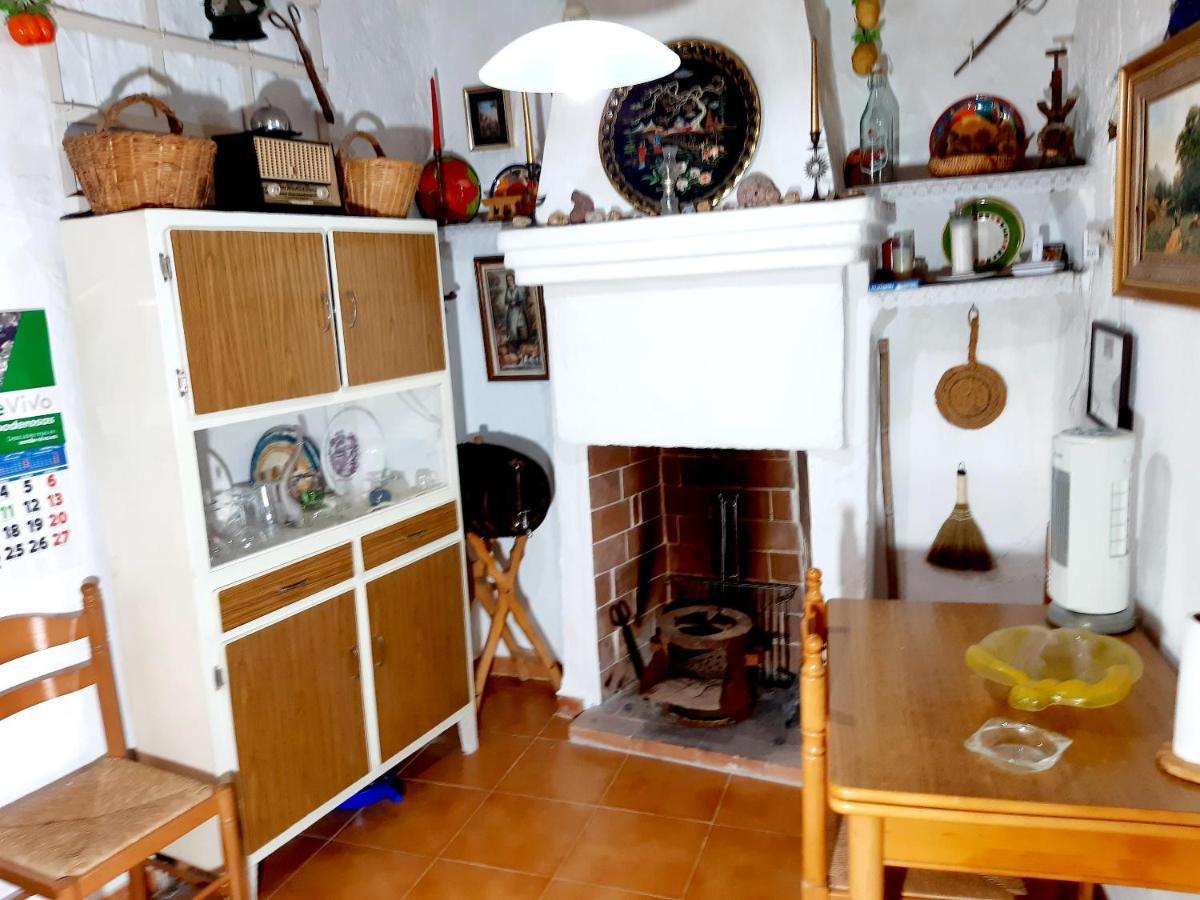 Charming House In Illar With Mountain View And Balcony Villa Kültér fotó